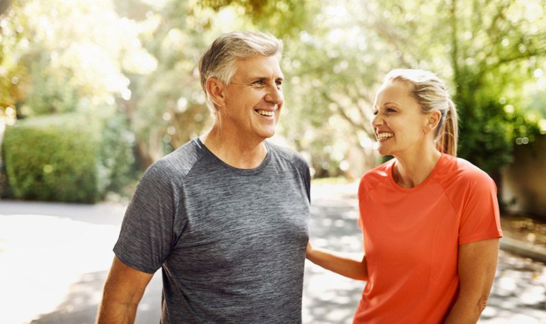 couple exercising